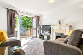 Very Nice Tower Bridge Apartment - 2 Bdr - 2 Bath